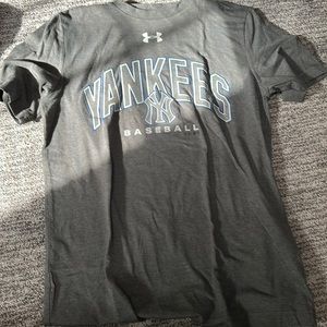 Yankees baseball shirt